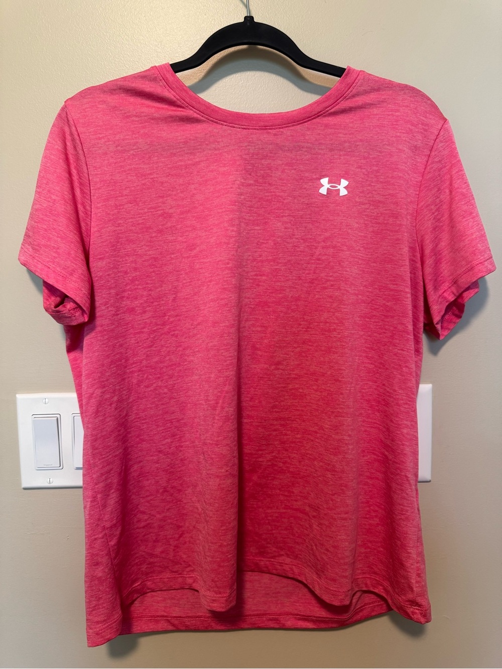 Under Armour Women’s Heather Pink Short Sleeve Performance Tee
